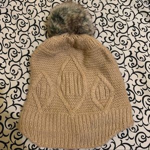 Surell pom‎ pom faux fur Hat